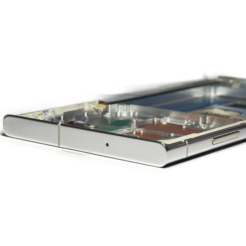 S918 OLED Silver